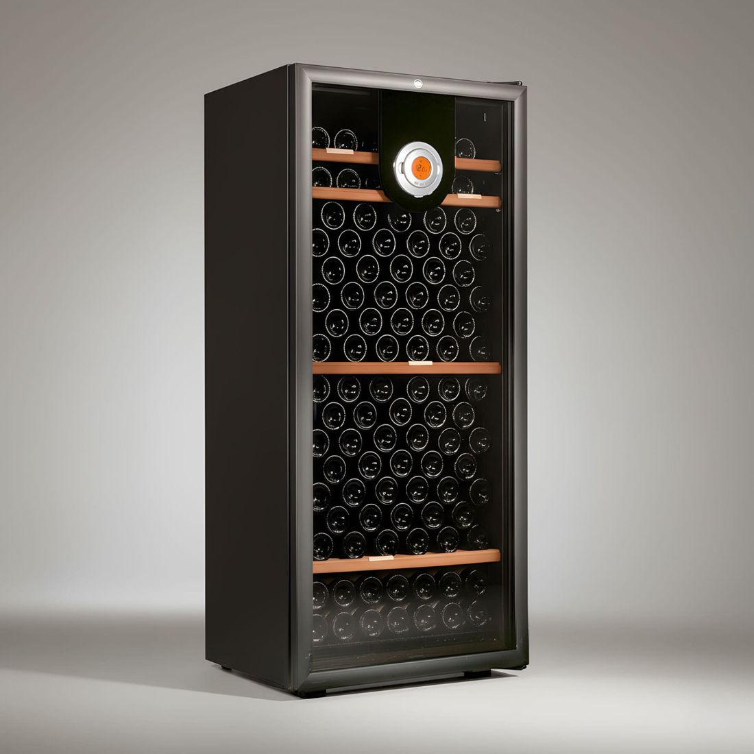 Ancien modèle de cave à vin EuroCave à porte vitrée, clayettes en bois et thermomètre rond